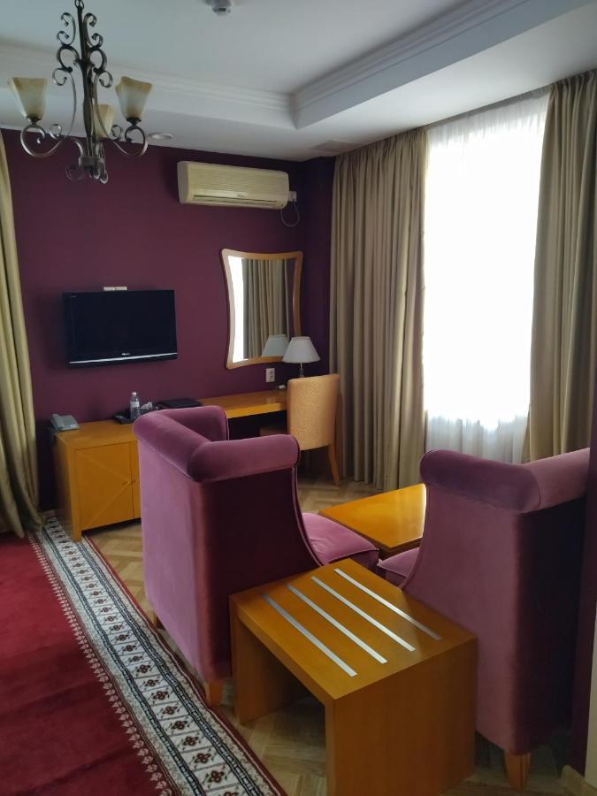 Prestige Hotel Nur-Sultan  Exterior photo