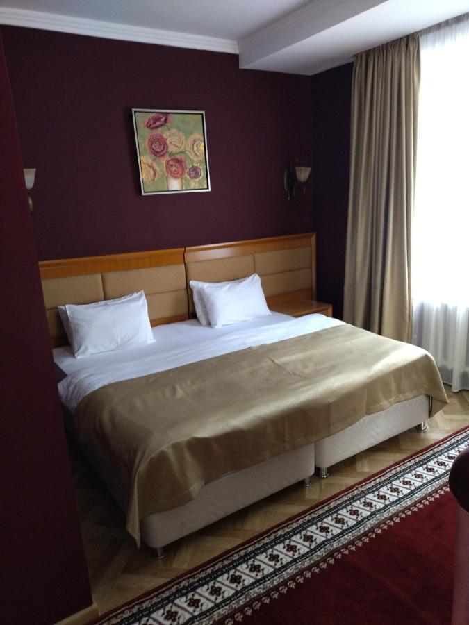 Prestige Hotel Nur-Sultan  Exterior photo