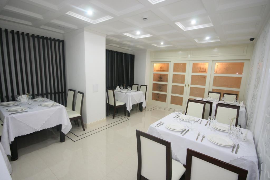 Prestige Hotel Nur-Sultan  Exterior photo